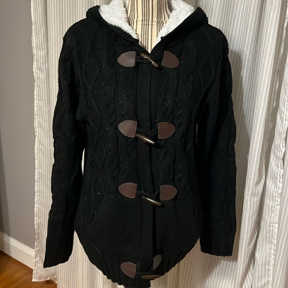 Dokotoo Toggle Button Sweater